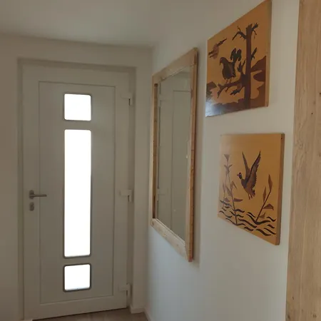 Koca Z Razgledom Ferienhaus *